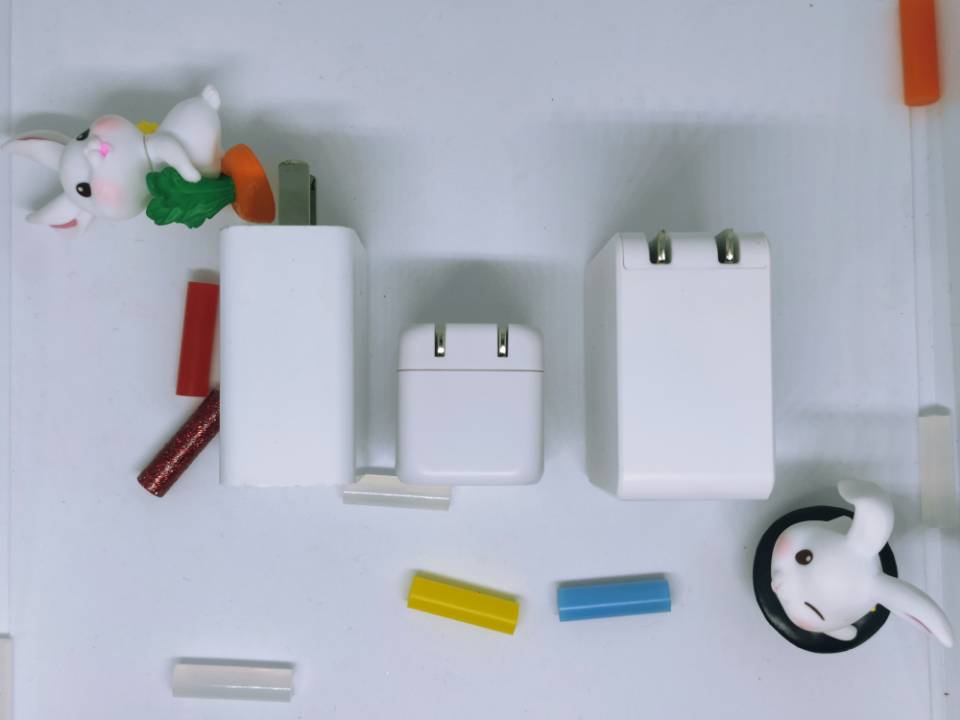 小而强，南卡C1充电头：iPhone12的好搭档