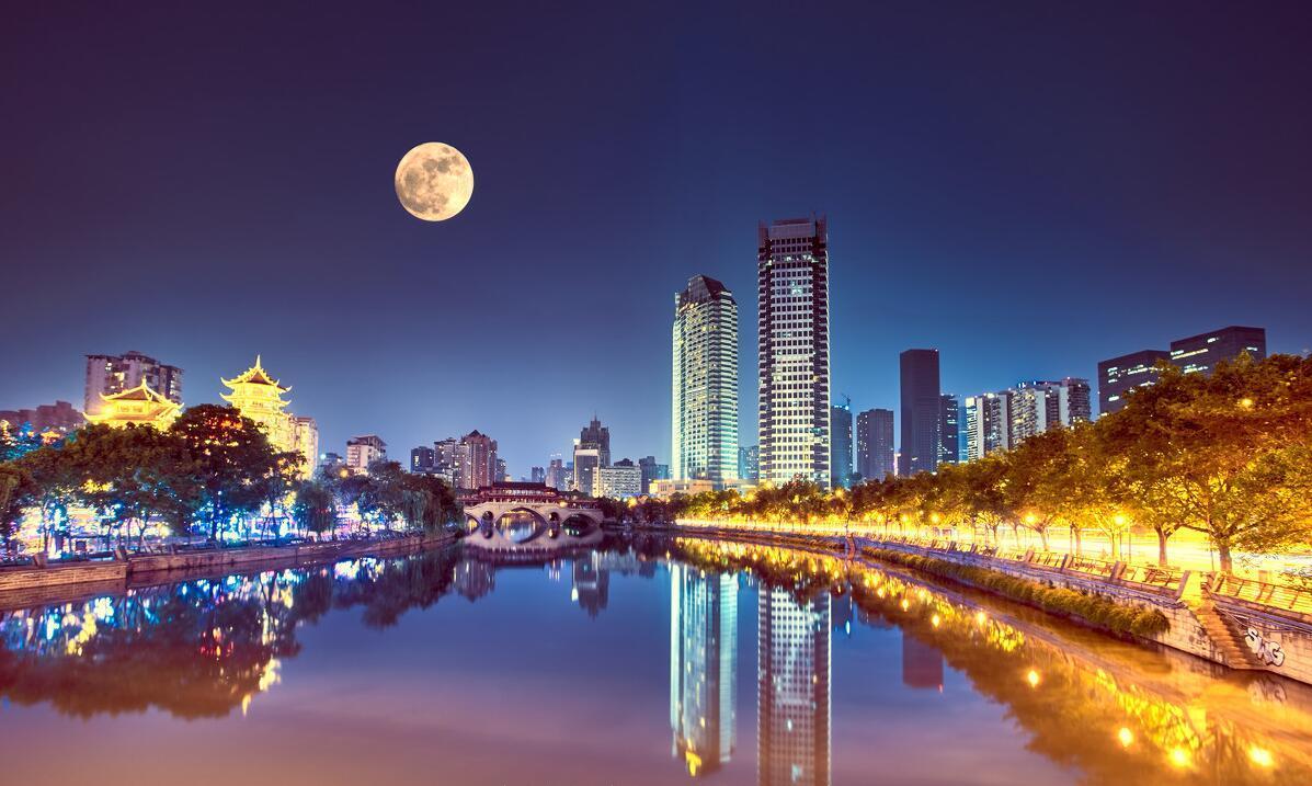 从第四城到“新一线城市”，成都世界城市营销王，是否实至名归？