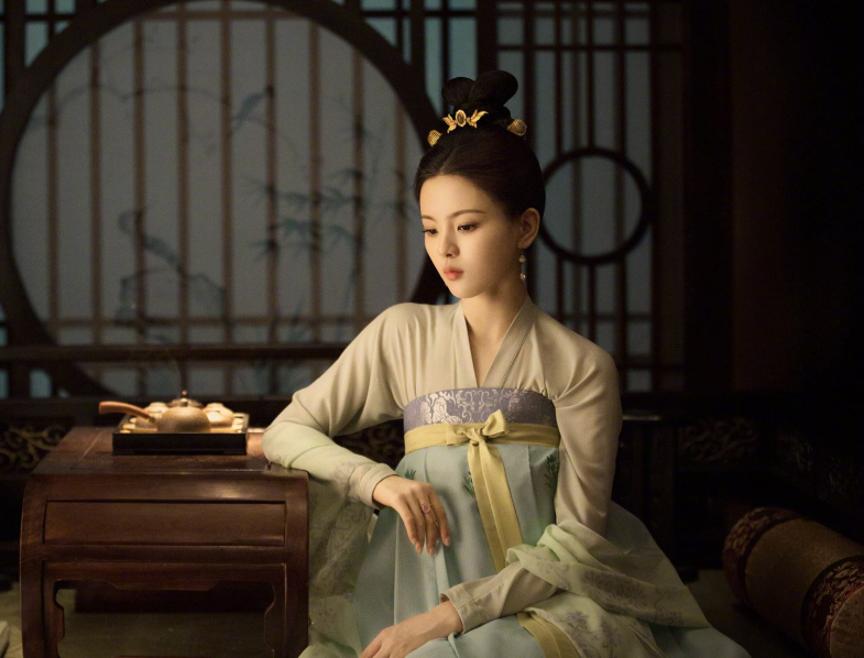 " I am an actor " : We ought not to mock Li Wen to writing brush really, he also is only " commodity " just