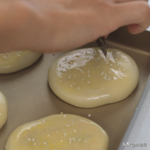 3两面粉做了9个老婆饼，正宗配方做法不难，皮脆馅香全家都爱