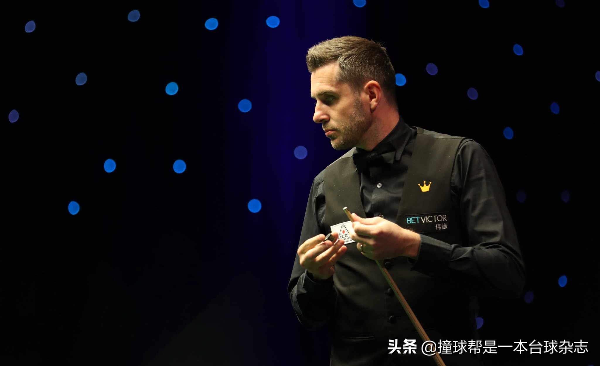 「决赛快讯」各打半场好球 古尔德让4追4 首阶段暂时握手言和