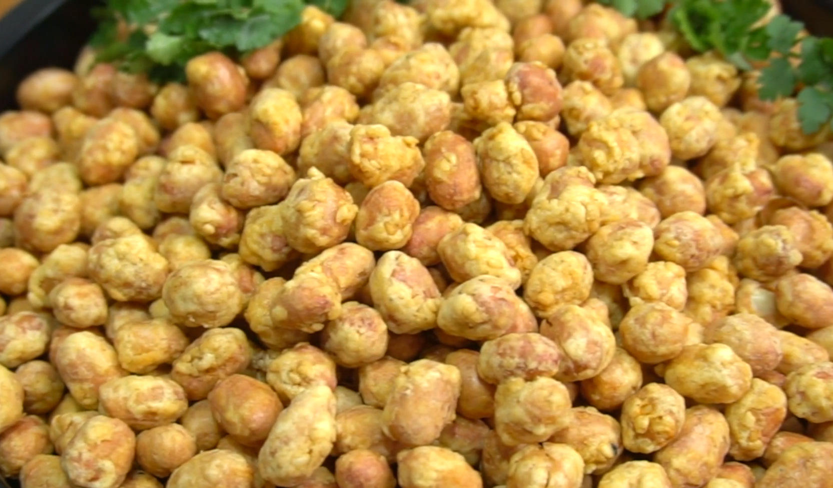 花生米怎麼炸才好吃？ 大廚教你一招，香脆入味，放一周依然很脆