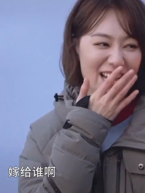 主持人王冠自曝37岁没对象？曾为东方卫视一姐，如今得央视肯定