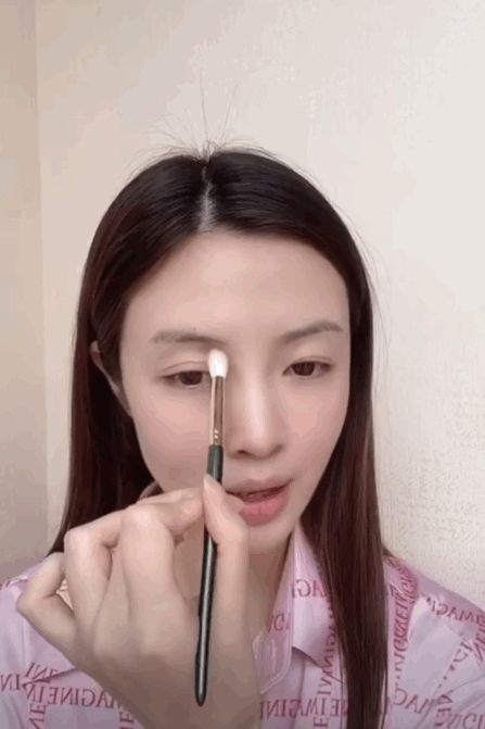 单眼皮的周冬雨和金高银，我通通都爱