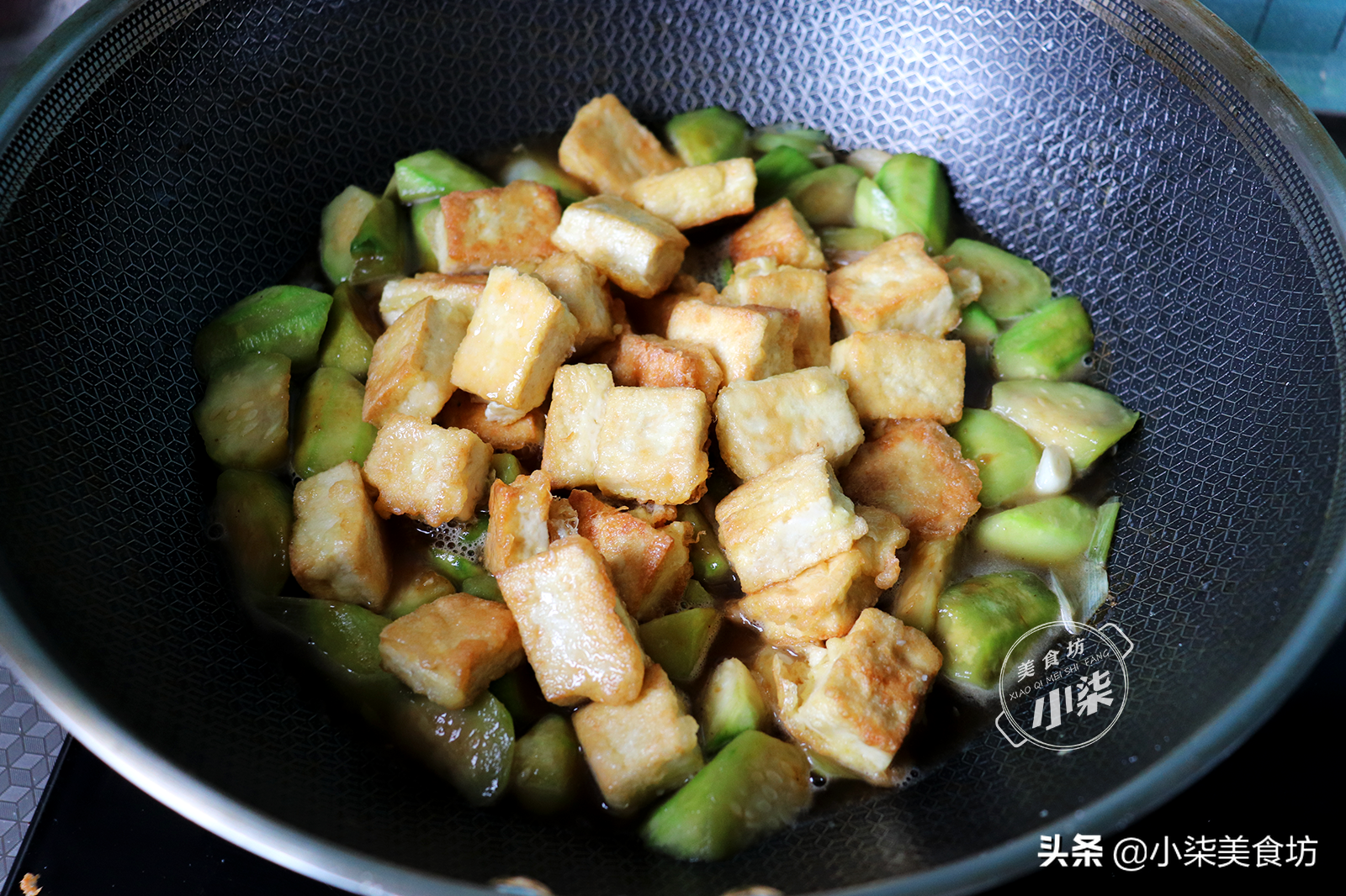 图片[14]-豆腐这样做太好吃了 不炒不油炸 加3根丝瓜 出锅比红烧还香-起舞食谱网