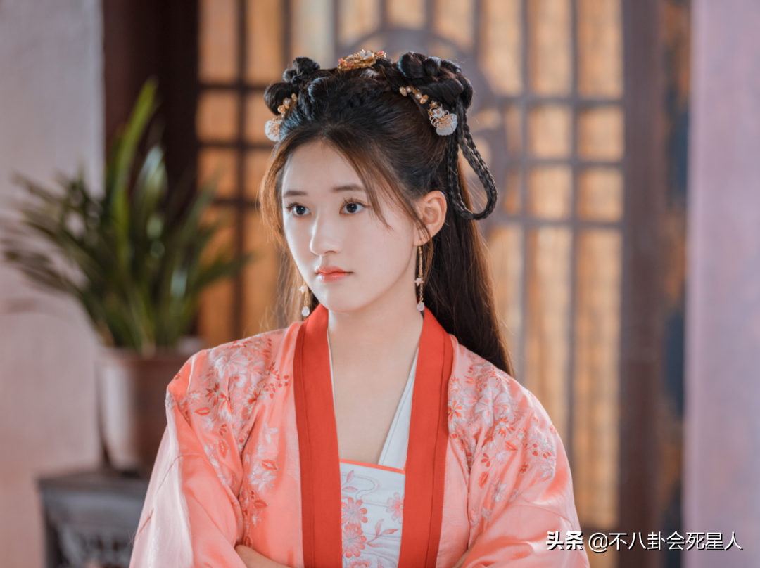 長著“丫鬟臉”撐不起女主，這7位女星告訴你，古偶女主別輕易演