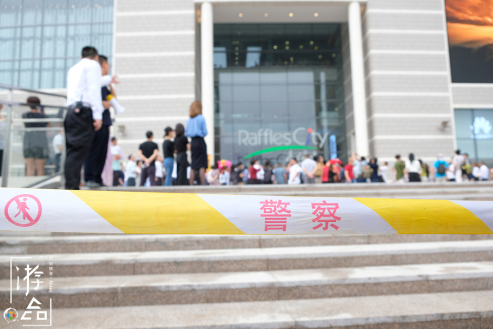 重庆人总是对来福士充满敌意，却不知它的名字里藏着“古渝雄关”