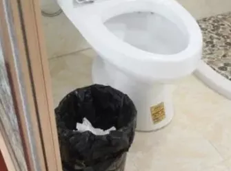卫生间不用时,门是开着还是关着好?好百邻保洁阿姨带你涨知识