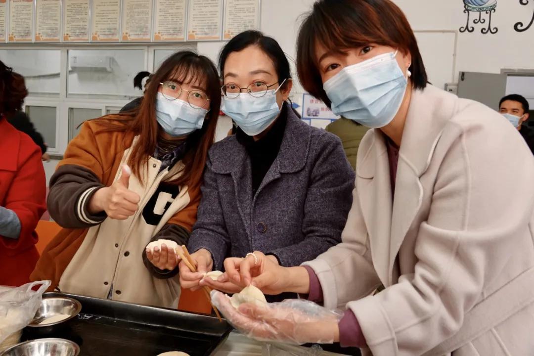 双流特教丨趣味包饺子 暖心妇女节
