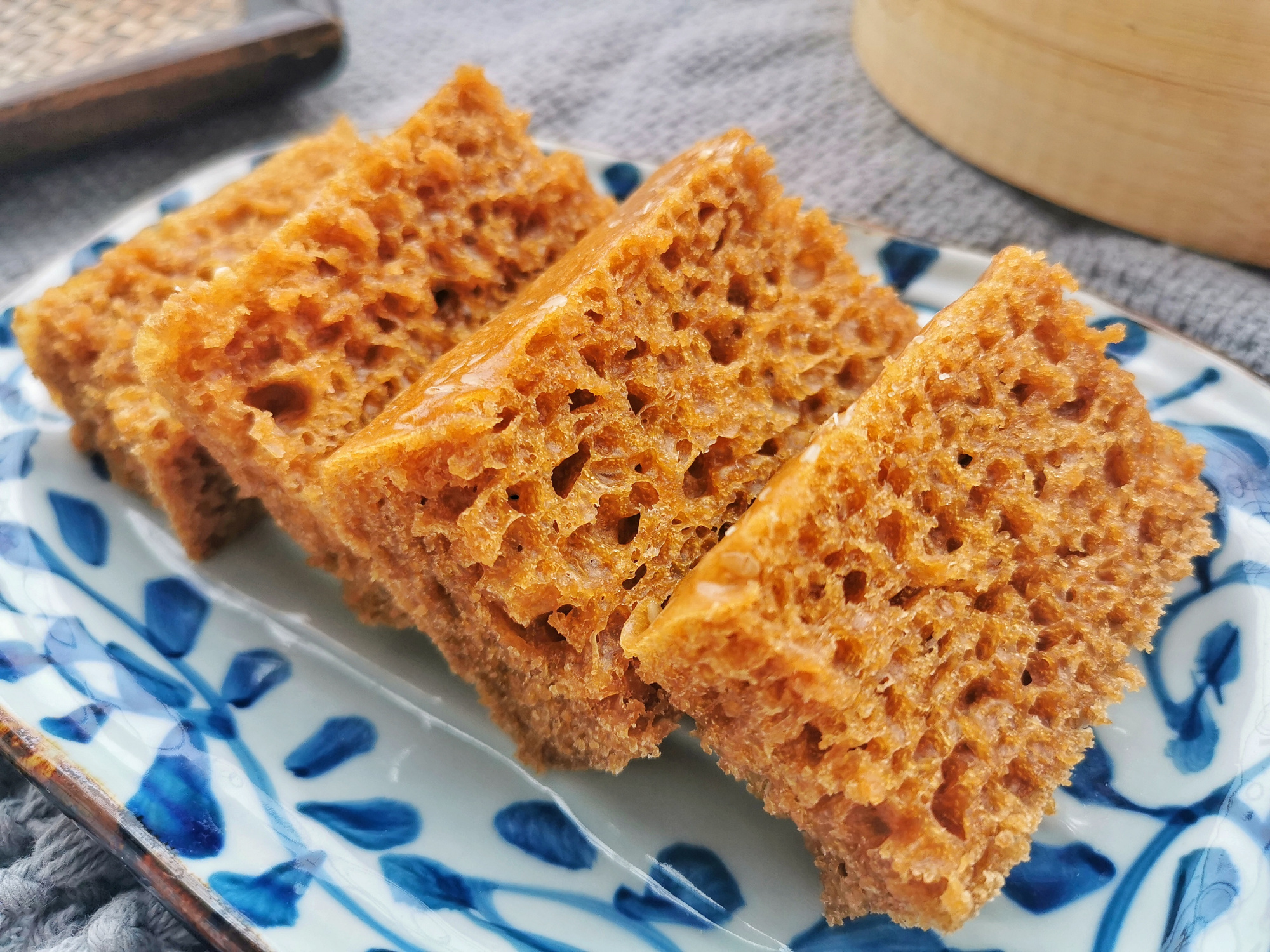 想吃馬拉糕不用去茶樓了，自己在家就能做，軟糯Q彈，比發糕好吃