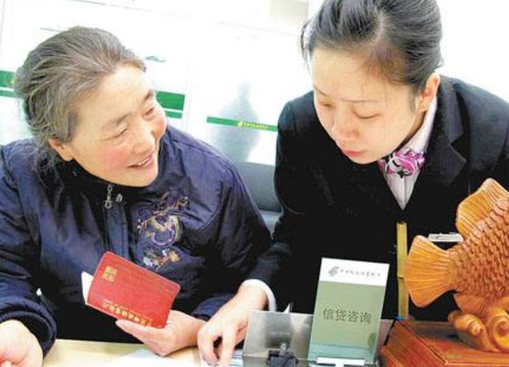 7月开始，个人存取超10万要登记，为何央行要严