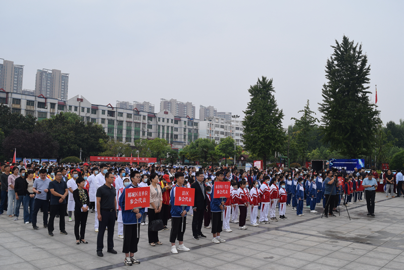 2020年漯河市全国科普日主场活动暨青少年科技创新市长奖颁奖仪式举行