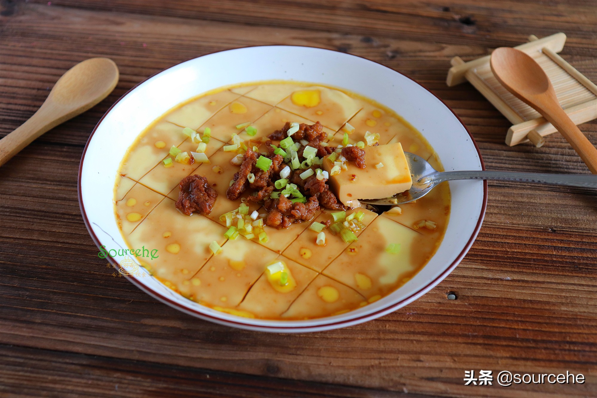 肉末蒸蛋，掌握3个技巧，鸡蛋鲜香无蜂窝，又香又嫩