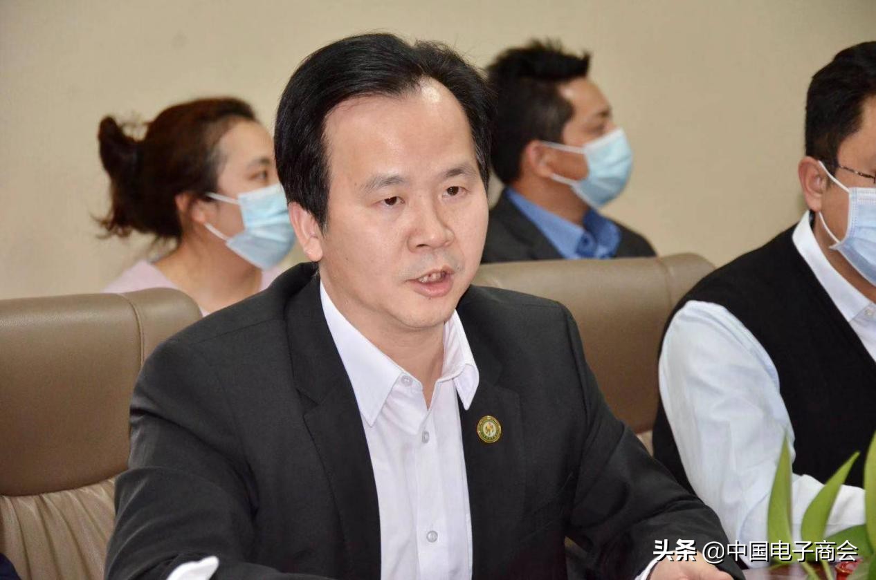 Enthusiastic congratulation job of business silver-colored economy can be in Beijing to hold 2021