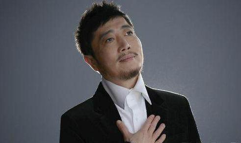 賭錢輸光后，回家路上他越想越氣，寫下一首歌成了任賢齊的成名作