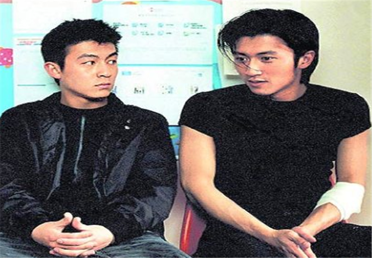 张国荣求见白龙王却遭拒绝，不迷信的“哥哥”