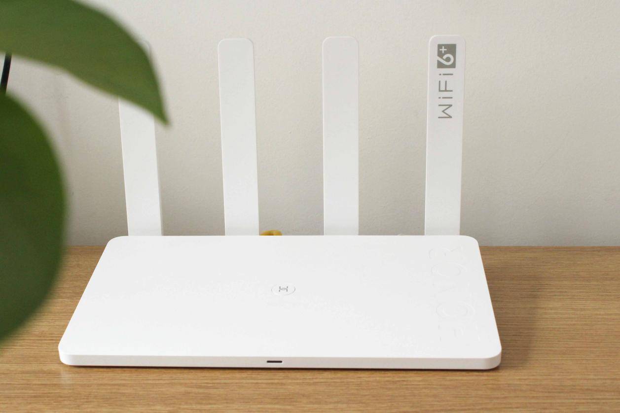 Wi-Fi 6路由速度虽快，我们真的有必要购买吗？荣耀路由器3评测