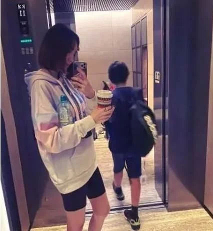 11歲Kimi長殘了？真實顏值遭曝光，網(wǎng)友：難怪林志穎不曬了