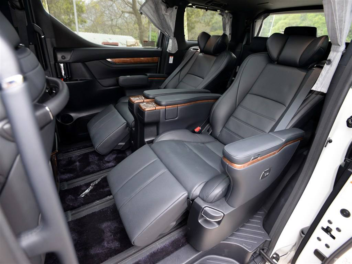 5款保值率高的mpv,埃尔法突破100%,别克gl8没入围