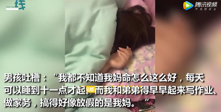全家套路Jasper洗碗，应采儿感慨：父母越懒，小孩越勤快