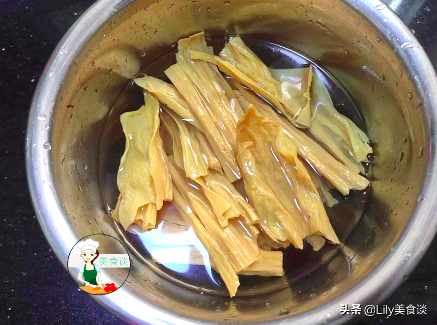 图片[5]-韭菜炒腐竹做法步骤图 不够吃-起舞食谱网