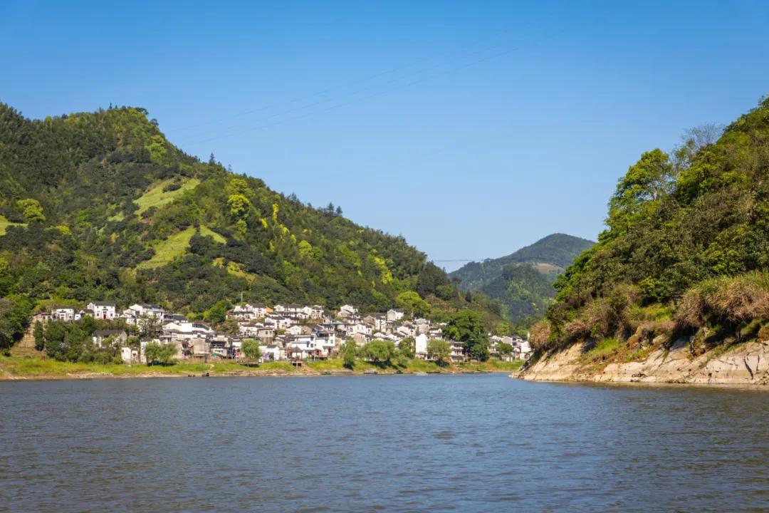 @在歙县的市外建设者们，留歙有惊喜！景区随你逛！