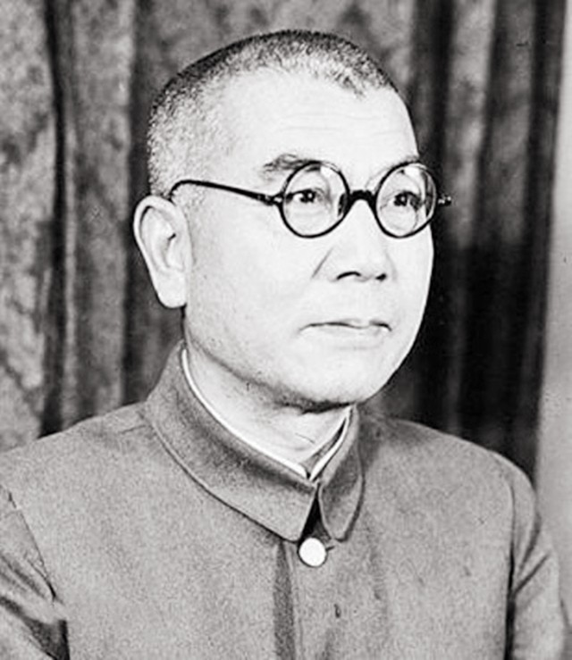 日本甲级战犯被绞死时不同表演：有人泪流满面，有人挣扎12分30秒