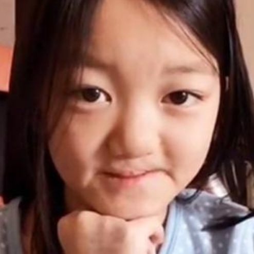 李嫣被问：怎么看王菲和谢霆锋的关系？她的回