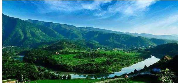 江西省一个县，人口超50万，建县历史超1800年