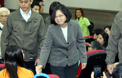 蔡英文：願意促進兩岸和平穩定。 馬千里：先從建台灣海峽大橋開始