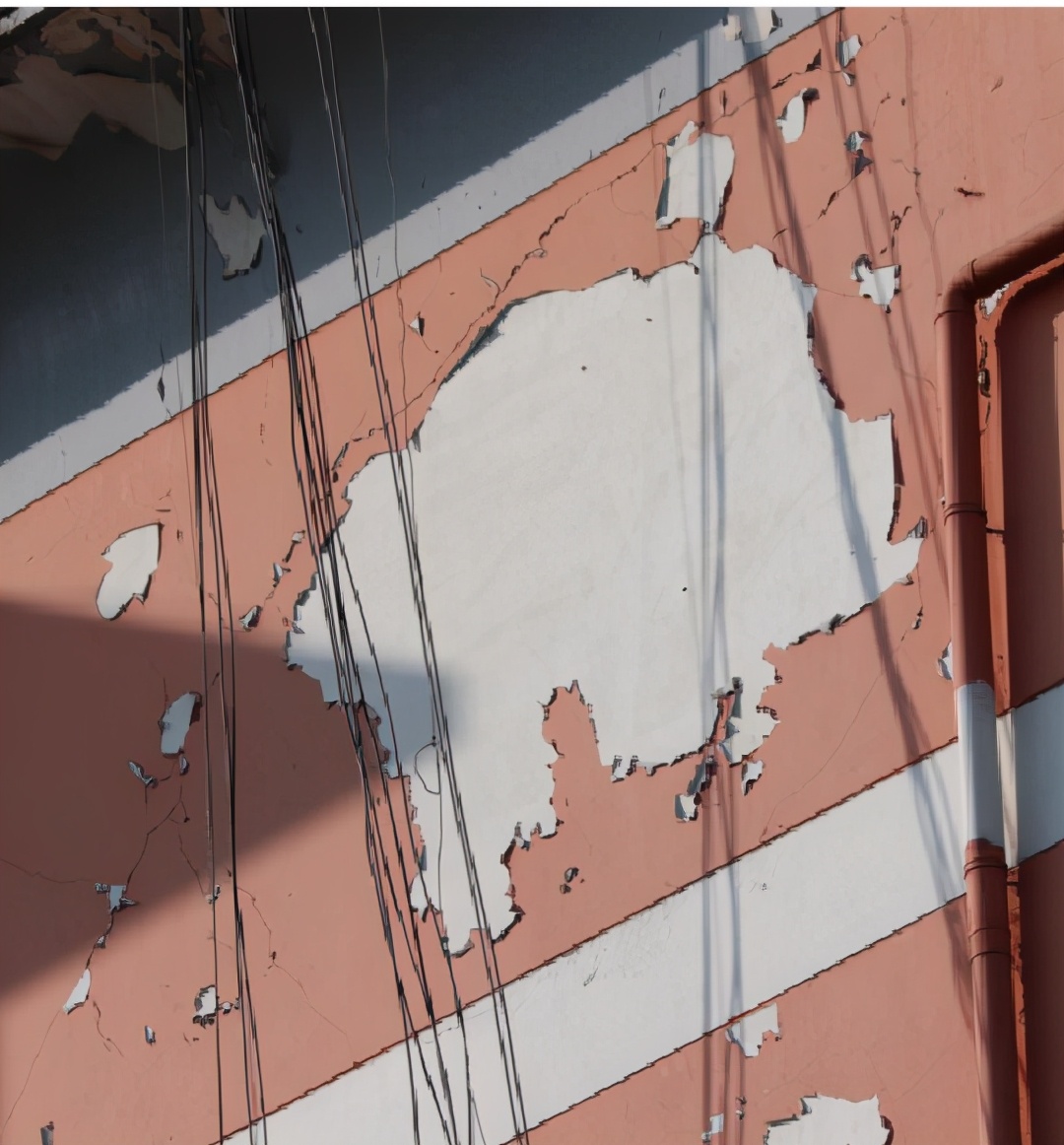 外立面脱落事件频发深刻剖析外墙涂料的重要性