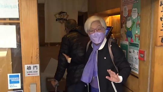 88岁李香琴驾鹤仙去！女儿满头白发憔悴露面，即将认领亡母遗体