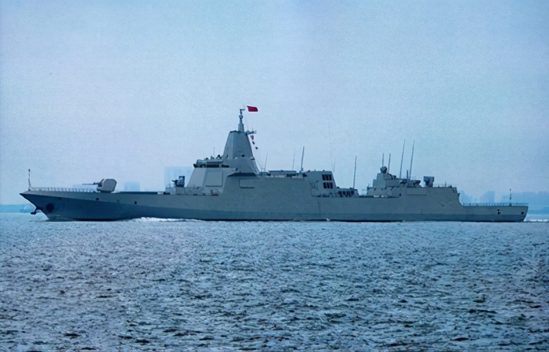 美國做好準備了麼？ 中國新造巨艦不開火，用衝撞設計就能取得勝利