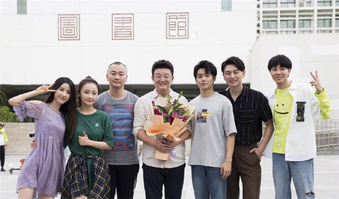 芒果台又一校园剧将袭，高颜男主很满意，看到