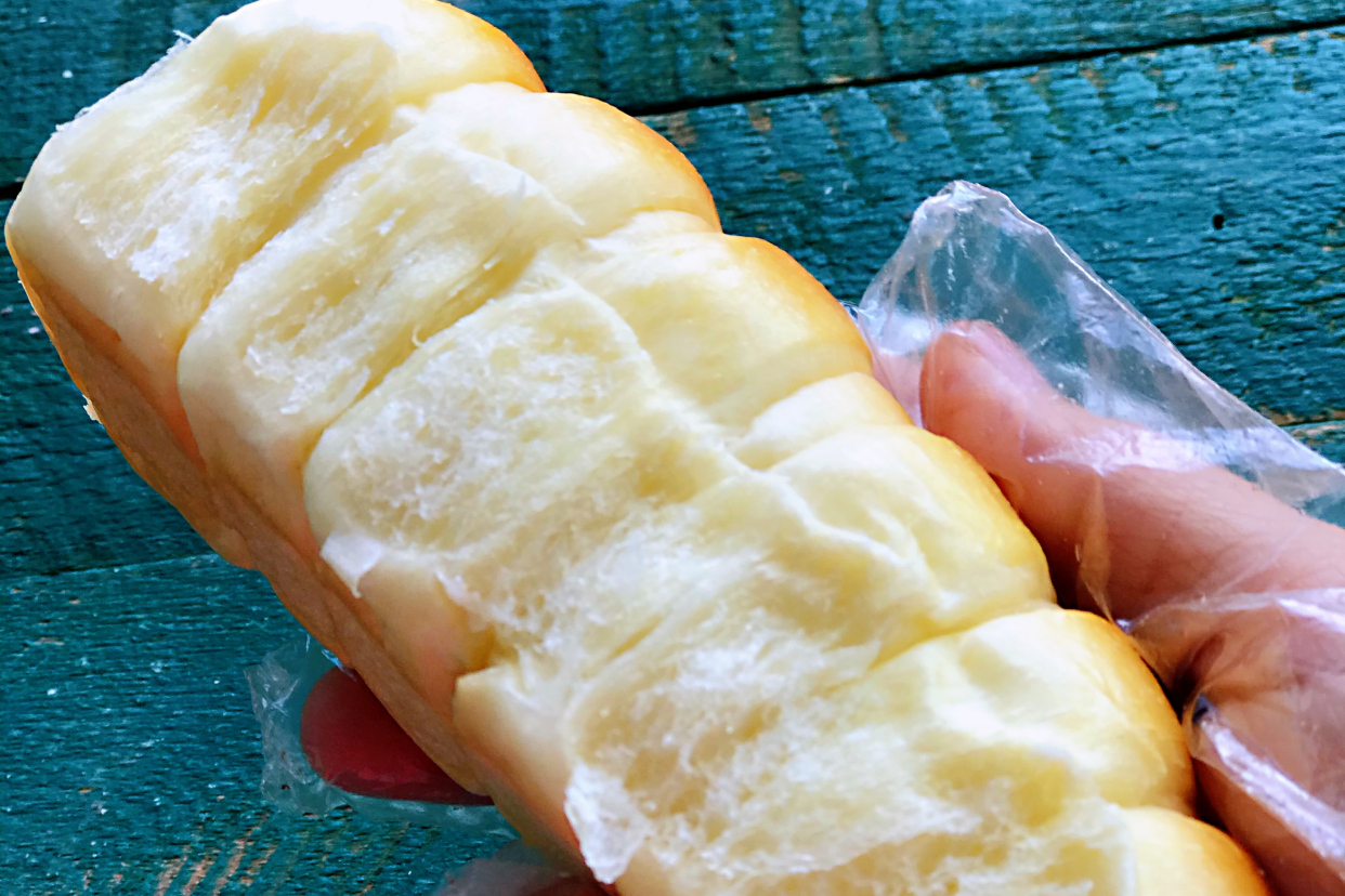 教你不用麵包粉也能做麵包，鬆軟拉絲，放3天也不硬，比買的好吃