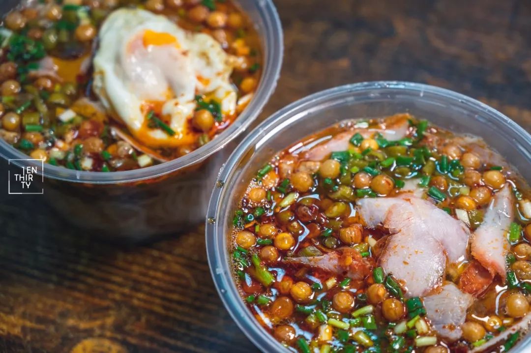 这家差评不少的桂林米粉，是我在武汉吃过的最