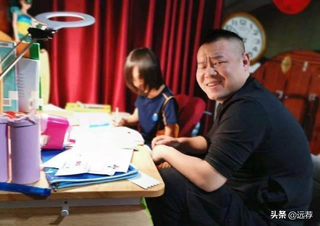 有点事就找家长！江苏家长怒了！给老师准备了一面“锦旗”