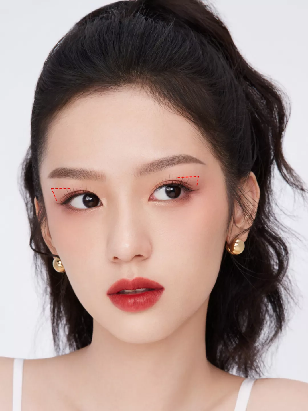 你的臉適合什么妝容風格?關鍵看這3點