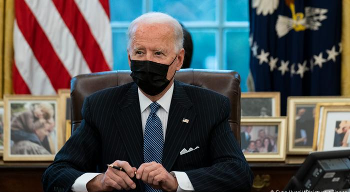 拜登給中國三大�利好�，�胡蘿蔔�後面是�大棒�