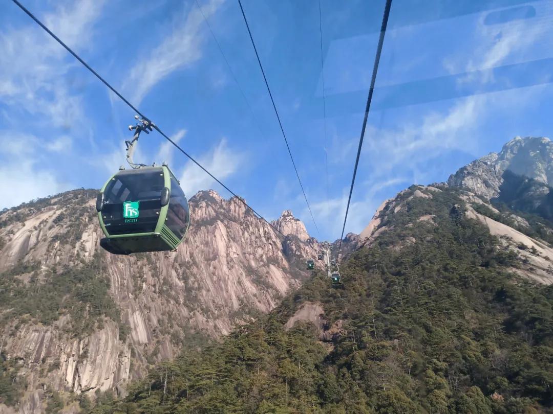 东学团建（上海校篇）|天気がいいから、登山しましょう