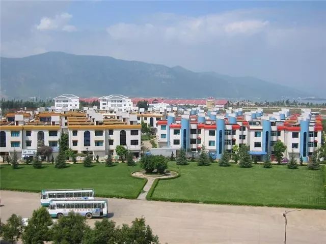 \"京郊第一村\"资产120亿！家家住别墅，被