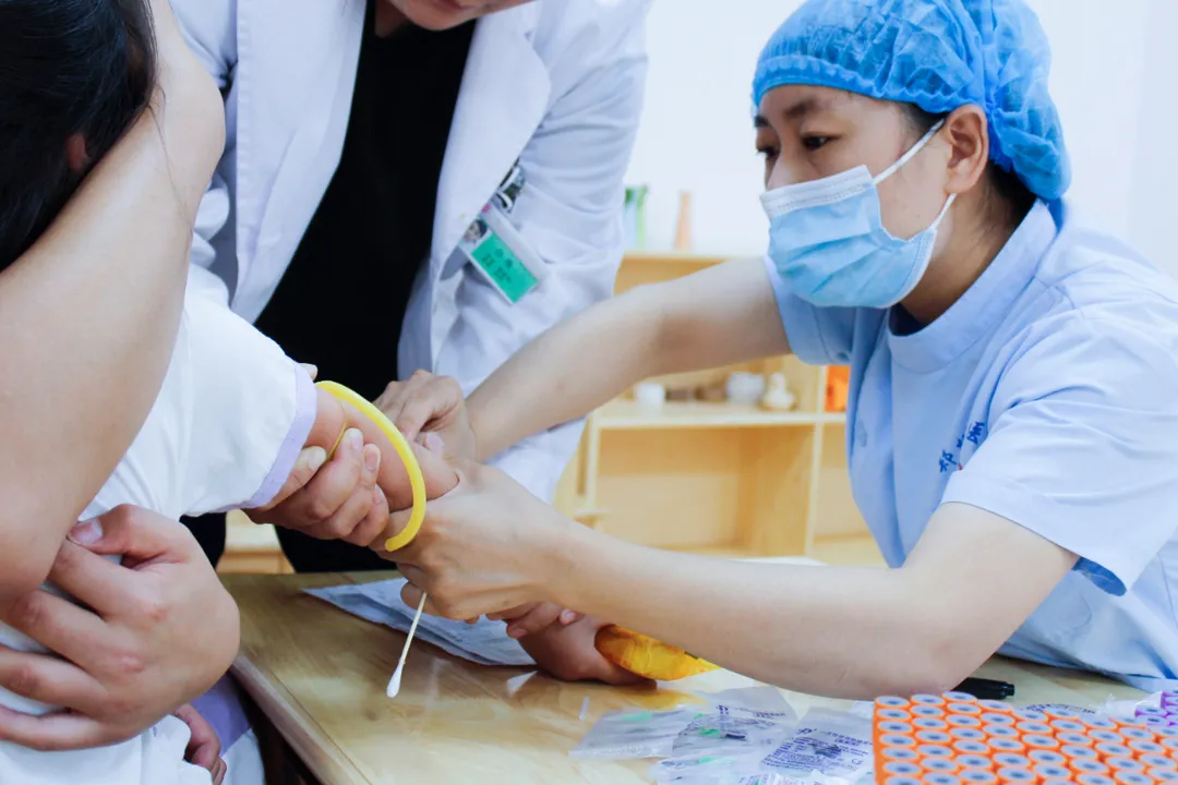 高新区汇爱幼稚园丨体检护航,儿保同行!年度体检日顺利进行