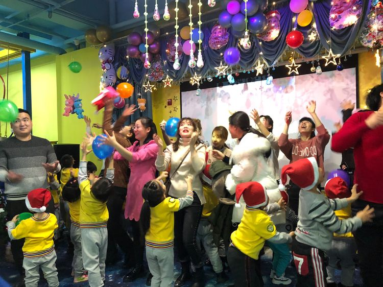 儿童乐园如何策划一场吸睛的圣诞节促销活动？