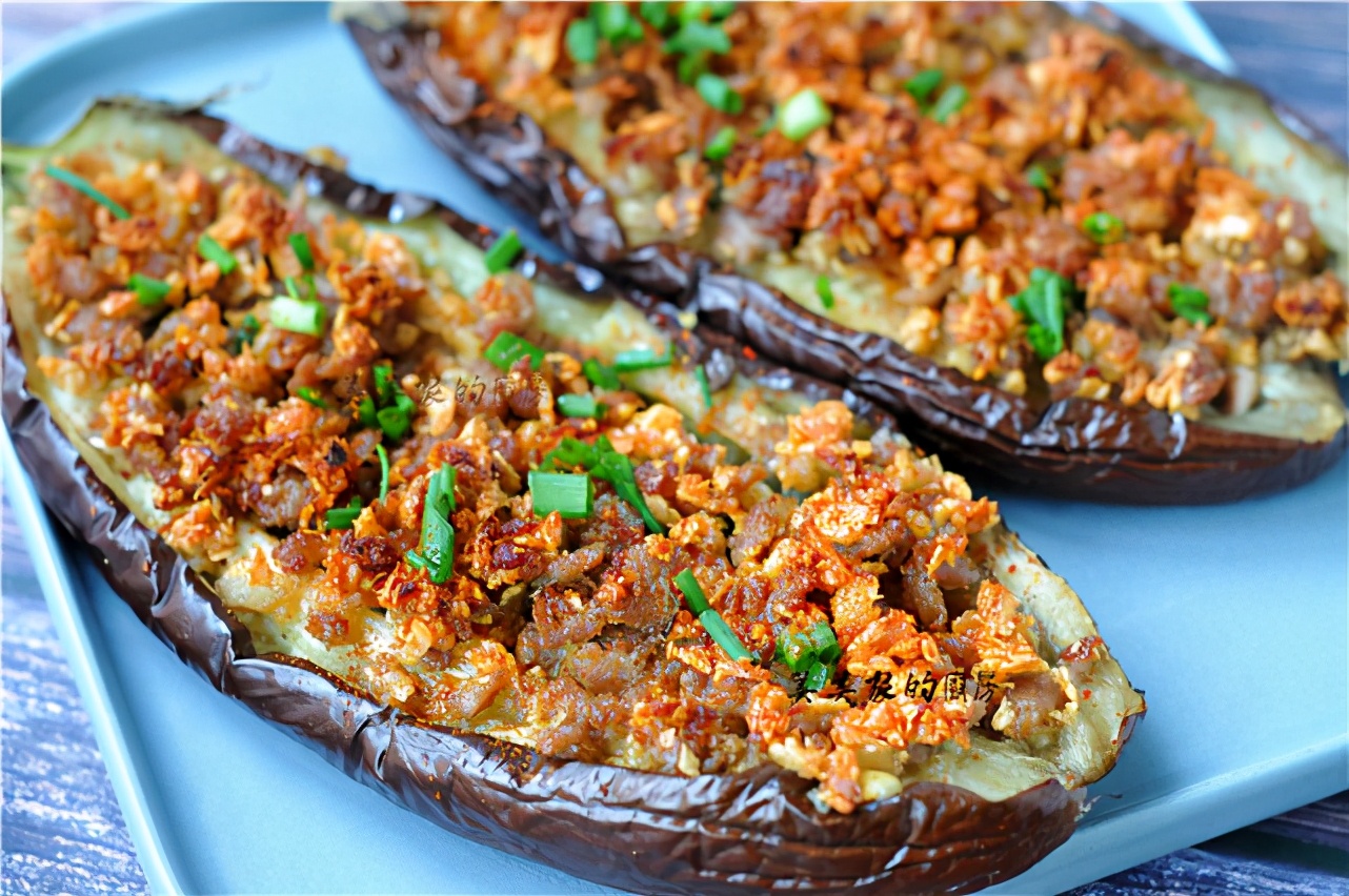 茄子別再炒了，加1把大蒜，不蒸也不炸，鮮嫩入味，少油最健康