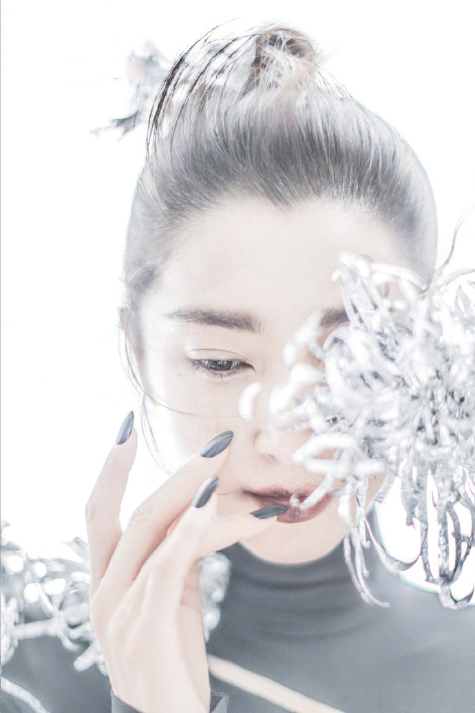 48岁李冰冰不服老, /p> p data-track=