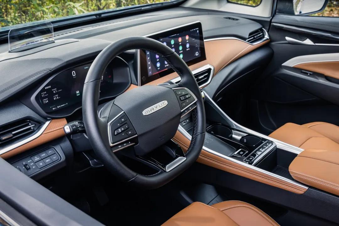 这款国产MPV空间宽大、配置丰富，售价却只要10万元