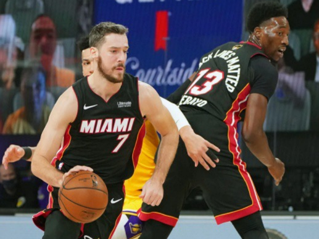 備戰G3：老詹深夜失眠，Vogel維護格林，Howard一舉動令人敬佩！-黑特籃球-NBA新聞影音圖片分享社區