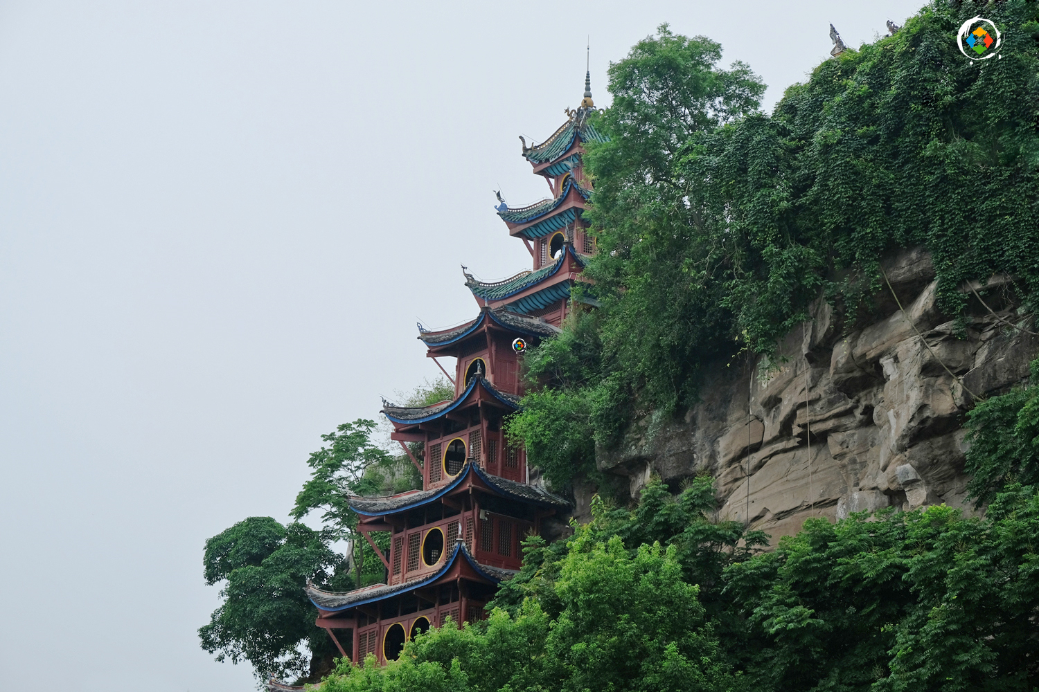 距重庆主城3小时车程，位置偏远没有火车，但忠县文旅却异常精彩