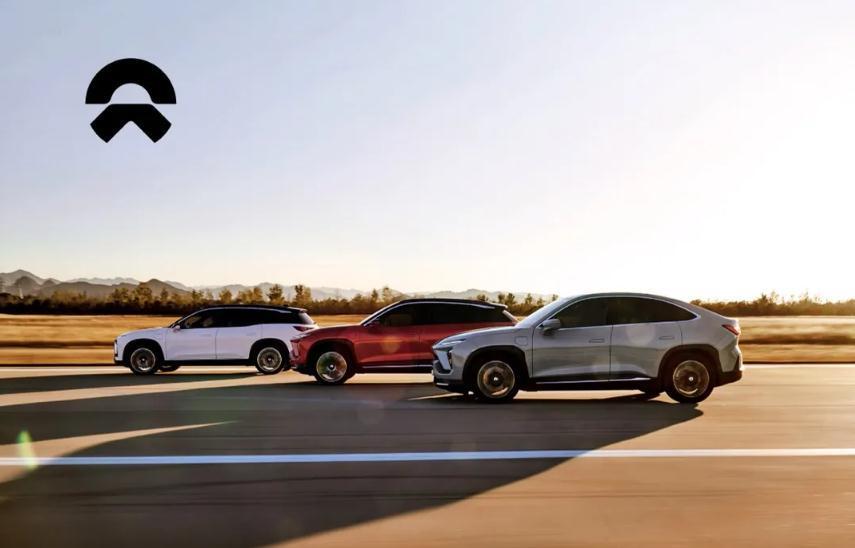 品牌向上VS品牌向下，小鹏汽车与蔚来的差距有多大？