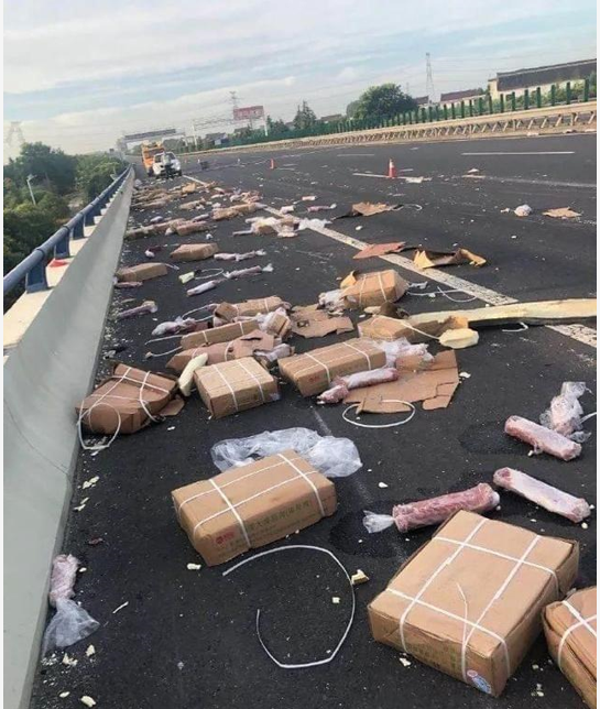 不是自己的东西不要拿，是做人最起码的道理